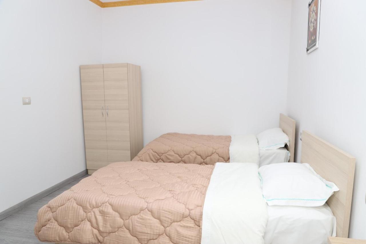 Comfort Apartment Berat Exterior photo